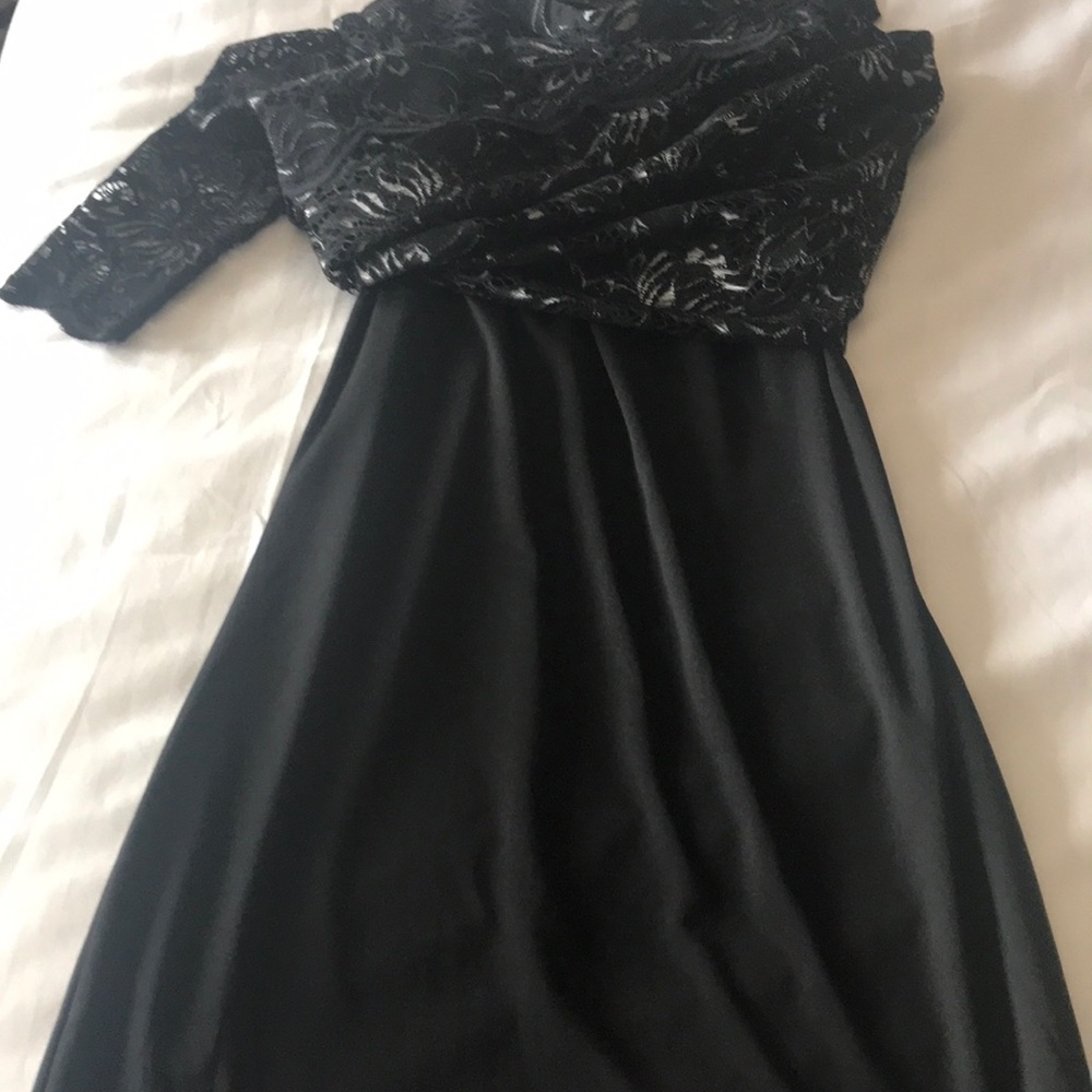 Dress - Picture 6 of 6